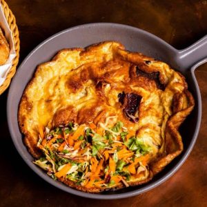 Omlet sa suhim mesom
